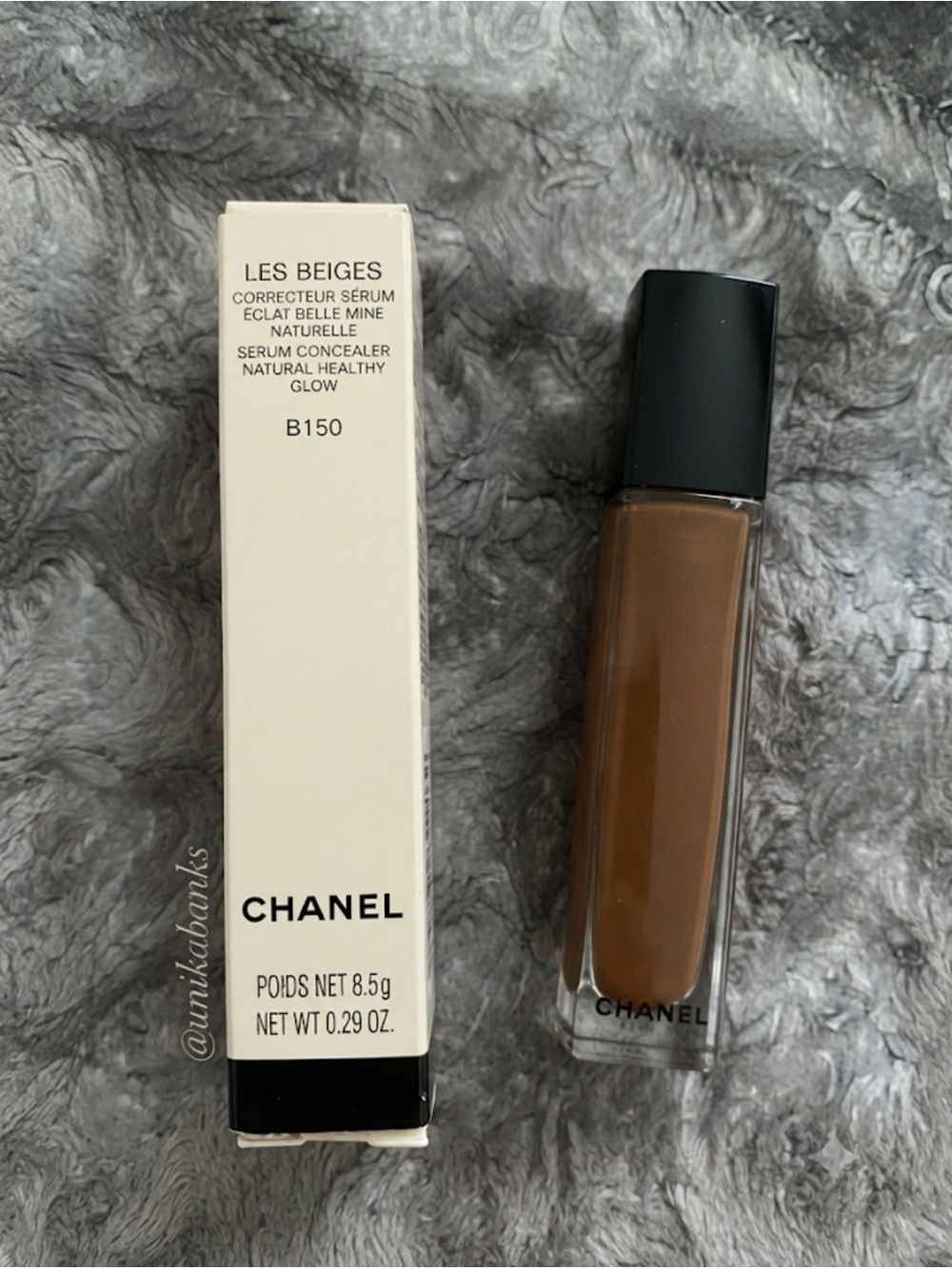 CHANEL Les Beiges Serum Concealer B150 Deep Beige Brown